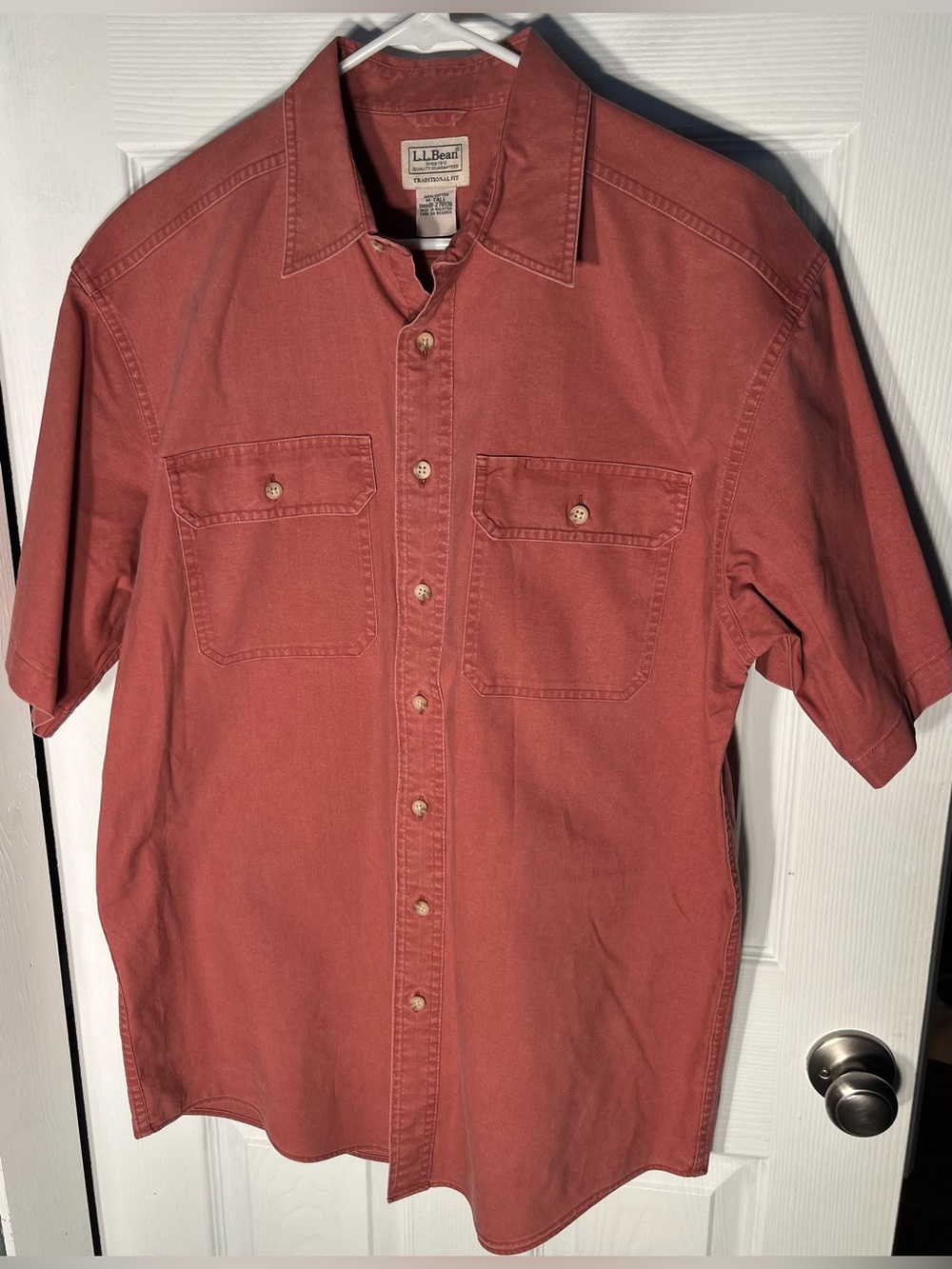 LL Bean Men’s Short Sleeve Shirt Medium Tall MT Sunwashed Canvas Button